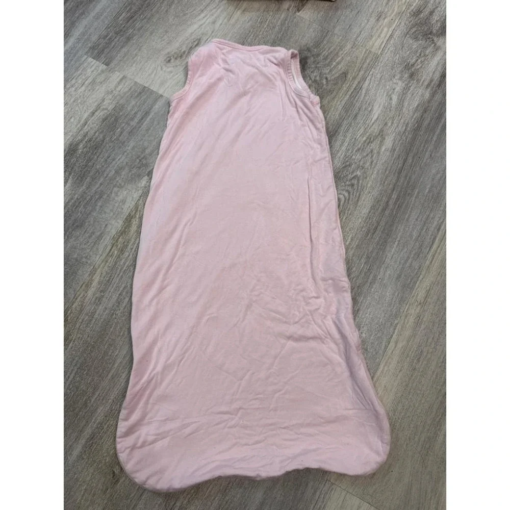 Quince Pink Sleep Sack Small & Monica + Andy Pretzel Organic Swaddle Blanket Set